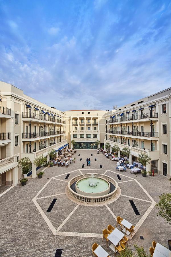 Palazzo Doglio Hotel Каляри Екстериор снимка The courtyard of the hotel