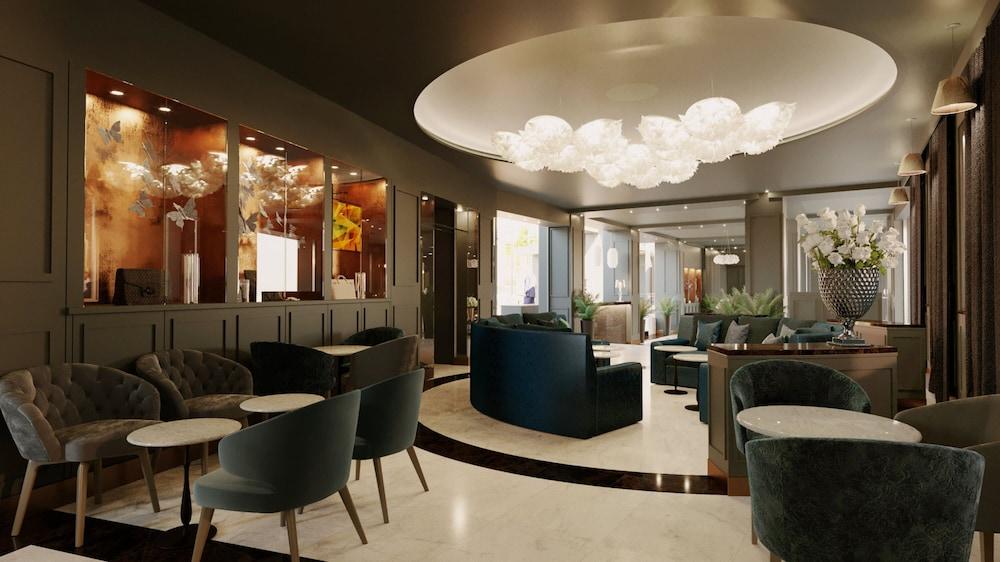 Palazzo Doglio Hotel Каляри Екстериор снимка The lounge at the airport